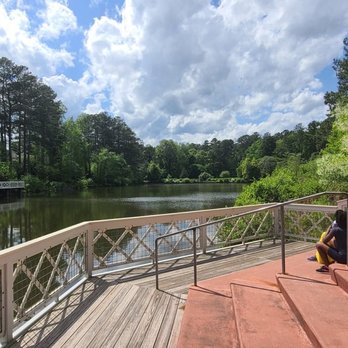 Vines Park - Lakes Near Me - Loganville, Georgia
