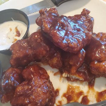 Applebee's Grill + Bar - Boneless wings are hard. - American Near Me - Savannah, Georgia Applebee's Grill + Bar - Boneless wings are hard. - American Near Me - Savannah, Georgia