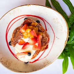 Holoholo Grill - Seasonal French Toast