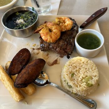 Gloria's Latin Cuisine - Tex-Mex Near Me - Shenandoah, Texas Gloria's Latin Cuisine - Tex-Mex Near Me - Shenandoah, Texas