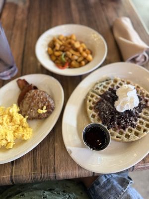 Bramble Breakfast & Bar Broken Arrow by null