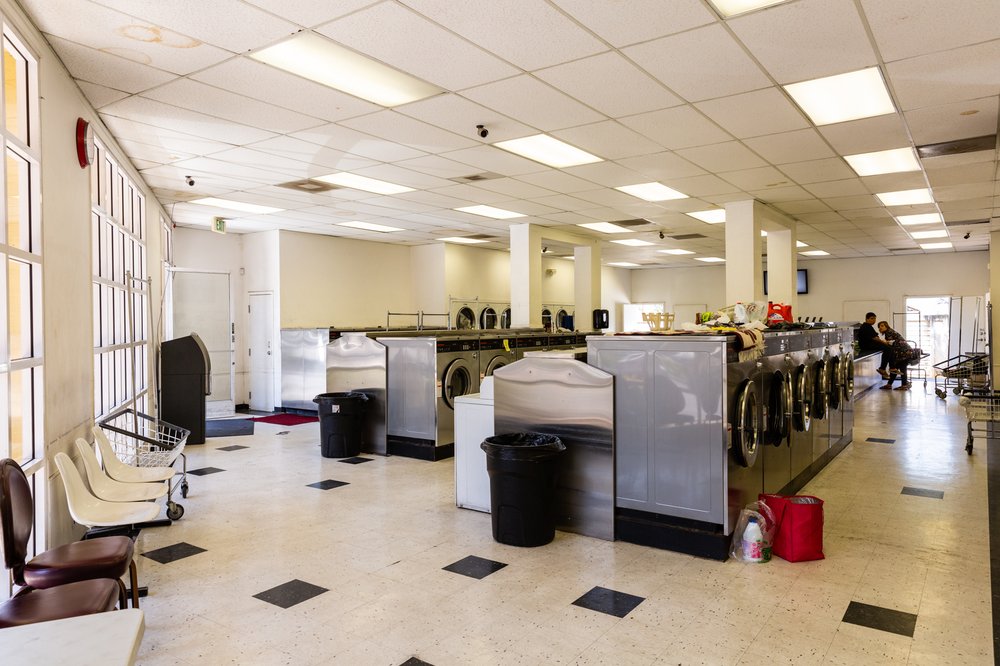 EZ COIN OP LAUNDROMAT Updated September 2024 13 Photos 1492 Almaden Rd, San Jose
