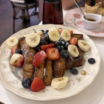 3j's Cafe - Brioche Belgian French Toast - Breakfast & Brunch Near Me - Philadelphia, Pennsylvania 3j's Cafe - Brioche Belgian French Toast - Breakfast & Brunch Near Me - Philadelphia, Pennsylvania