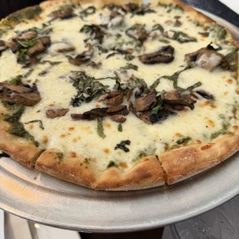 Kaos Pizzeria - Pizza Near Me - Denver, Colorado