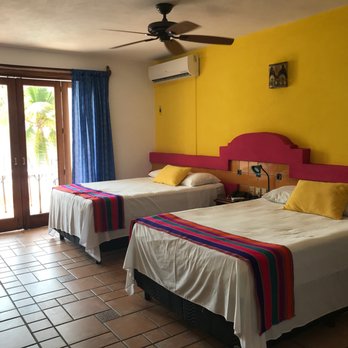 Hotel Playa Conchas Chinas - Bedroom - Hotels Near Me - Puerto Vallarta, JAL Hotel Playa Conchas Chinas - Bedroom - Hotels Near Me - Puerto Vallarta, JAL