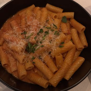 Maggiano's Little Italy - Rigatoni alla Vodka - Italian Near Me - Boston, Massachusetts