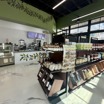 Eatalia Market - Interior - Wine Bars Near Me - Sarasota, Florida Eatalia Market - Interior - Wine Bars Near Me - Sarasota, Florida