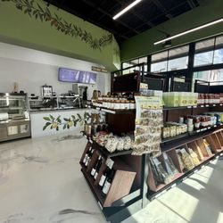 Eatalia Market - Interior