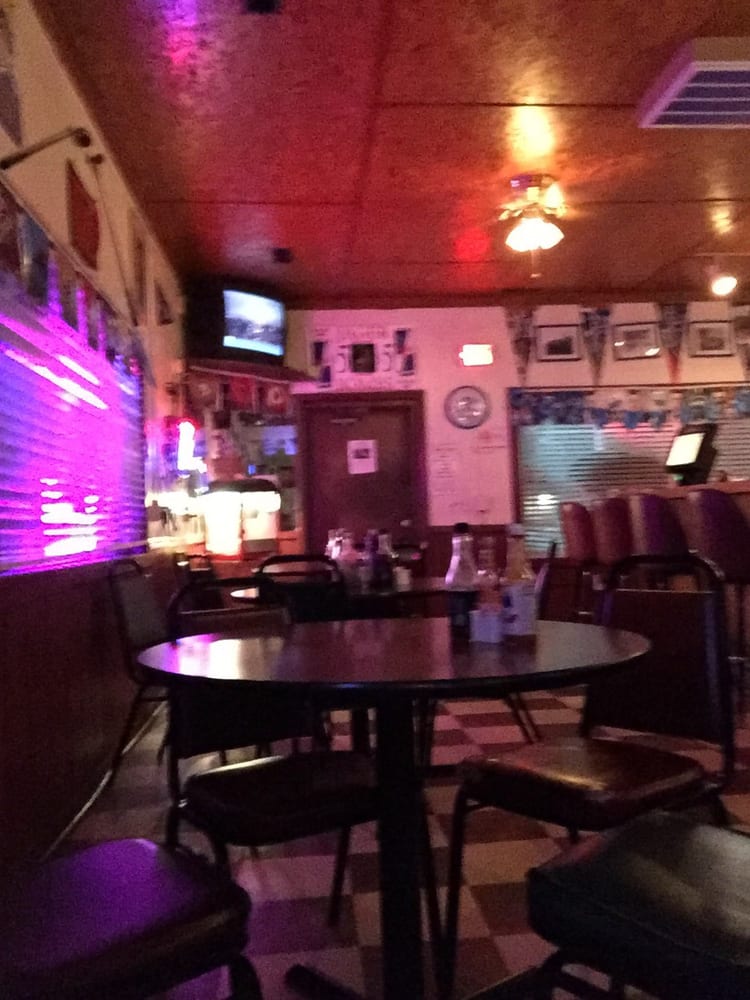 CHASERS BAR & GRILL Updated August 2024 25 Reviews 8520 E Oak Island Dr, Oak Island, North