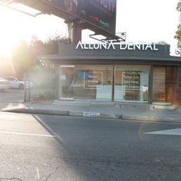 Exterior photo of Alluna Dental - Studio City, California Exterior photo of Alluna Dental - Studio City, California