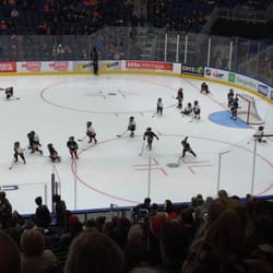 Centre Vidéotron - Mini-Match between period, very entertaining!