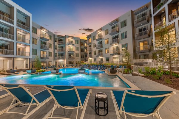 Windsor Castle Hills Apartments by null