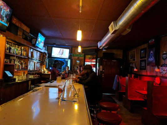 Old Fifth Avenue Tavern by null