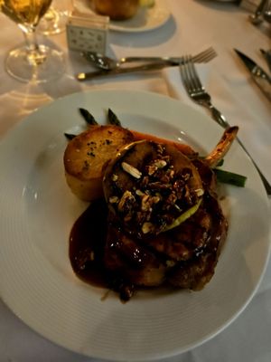 Water's Edge Centerport by null