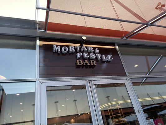 Mortar & Pestle Bar by null