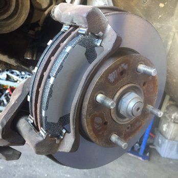 Solorzano Auto Repair - Brake jobs - Auto Repair Near Me - Oxnard, California Solorzano Auto Repair - Brake jobs - Auto Repair Near Me - Oxnard, California