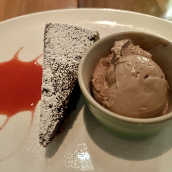 La Nonna Vail - Torta Mandorla - Italian Near Me - Vail, Colorado