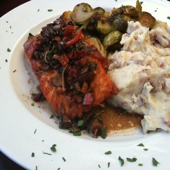 Rock'N Fish - Salmon - Seafood Near Me - Manhattan Beach, California