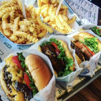 Shake Shack Glendale - Burgers Near Me - Glendale, California Shake Shack Glendale - Burgers Near Me - Glendale, California
