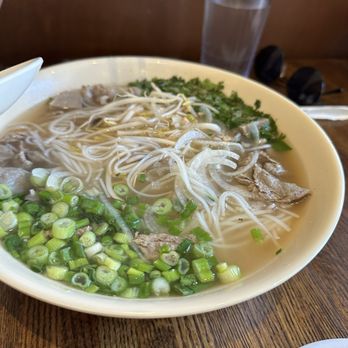Tomukun Noodle Bar - Pho Deluxe - Noodles Near Me - Ann Arbor, Michigan Tomukun Noodle Bar - Pho Deluxe - Noodles Near Me - Ann Arbor, Michigan