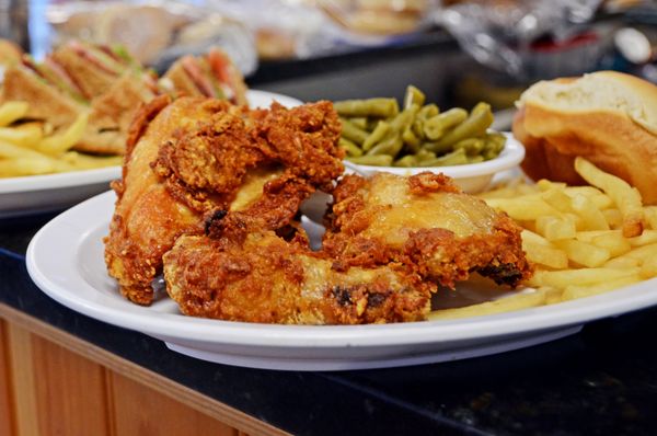 MOM’S COUNTRY KITCHEN - Updated January 2026 - 75 Photos & 95 Reviews ...