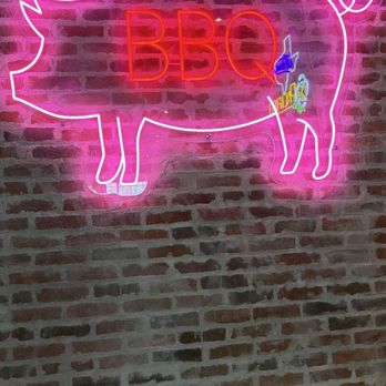 The Pit Room - Memorial - A pink neon pig - Barbeque Near Me - Houston, Texas