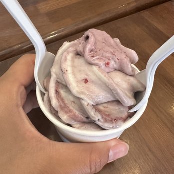 The Red Bean - Blueberry green tea matcha ice cream blend - soft serve - Coffee & Tea Near Me - Annapolis, Maryland The Red Bean - Blueberry green tea matcha ice cream blend - soft serve - Coffee & Tea Near Me - Annapolis, Maryland