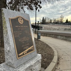 Lake Natoma Waterfront Access Trail