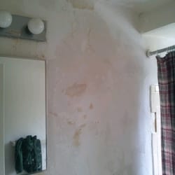 Kelly M J Realty - Instead of fixing the problem with the upstairs apt i was telling them about they just kept sending a painter over to patch up!