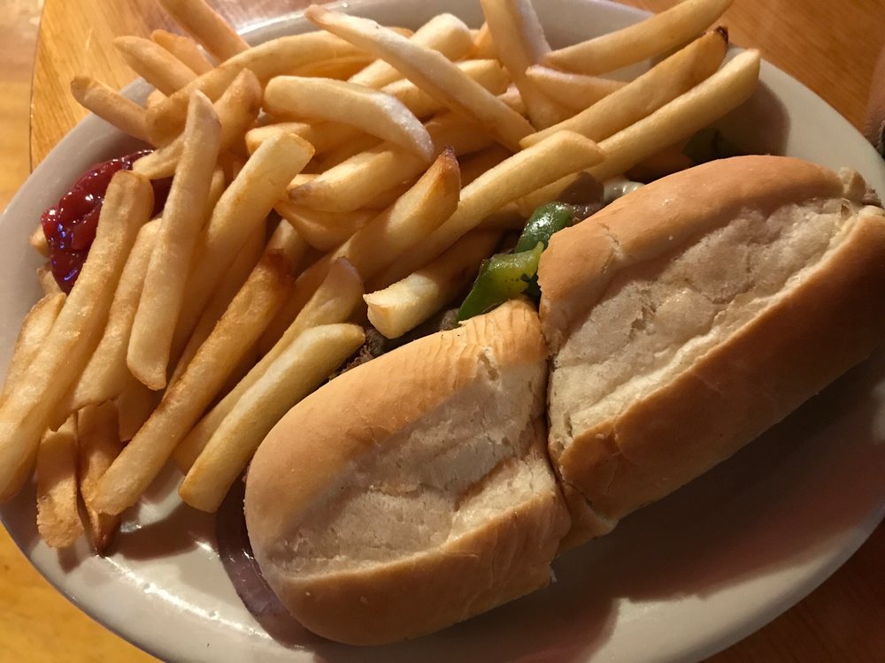 HAYFORK HOTEL & COCKTAILS Updated October 2024 13 Photos 7271 CA3, Hayfork, California