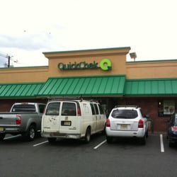 QuickChek - Store front, packed in the morning