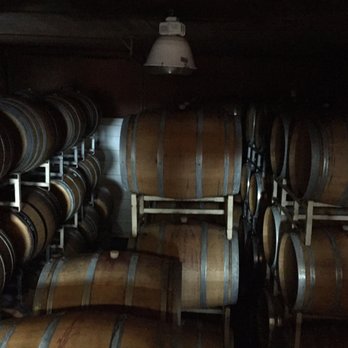 De Ponte Cellars - De Pont wine cellars. - Wine Tasting Room Near Me - Dayton, Oregon