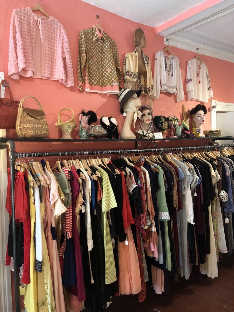 VICTORY GIRL VINTAGE Updated September 2024 363 Bering Avenue