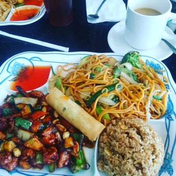 Ocean Pearl - Kung pao chicken and vegetable lo mein - Chinese Near Me - Cortez, Colorado Ocean Pearl - Kung pao chicken and vegetable lo mein - Chinese Near Me - Cortez, Colorado