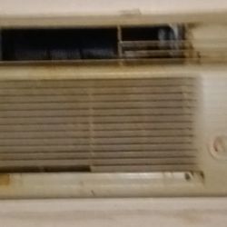Model Motel - AC unit. Never been cleaned