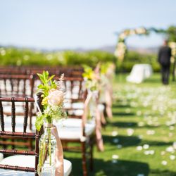 Aisle decor