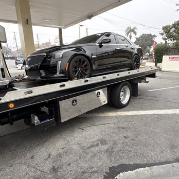 1. Triple D's Towing