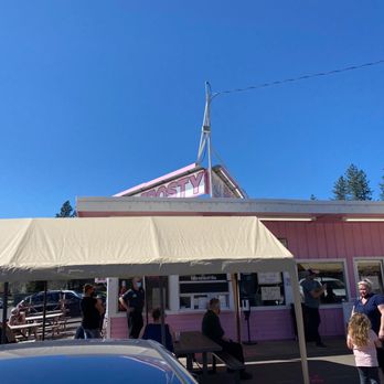 Phil's Frosty - the outside of the building - Burgers Near Me - Shady Cove, Oregon Phil's Frosty - the outside of the building - Burgers Near Me - Shady Cove, Oregon