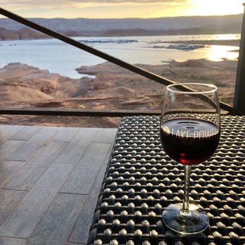 Defiance House Lodge - Hotels Near Me - Lake Powell, Utah