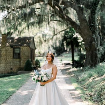 Black Tie Bridal Co. - Hair Stylists Near Me Black Tie Bridal Co. - Hair Stylists Near Me