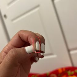Nails 4 U - The extra layer made it easy to break the gel manicure
