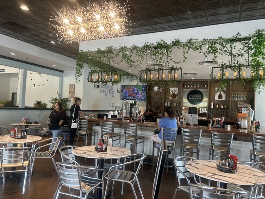 Egg Bar Brunch & Bar by null