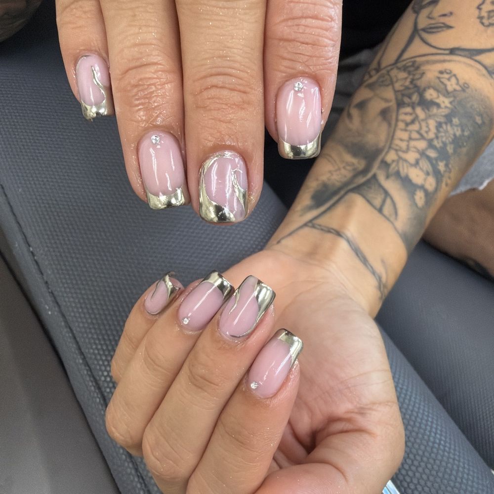 Shiny Nails - Fresh Manicure - Nail Salons Near Me - Carson, California Shiny Nails - Fresh Manicure - Nail Salons Near Me - Carson, California