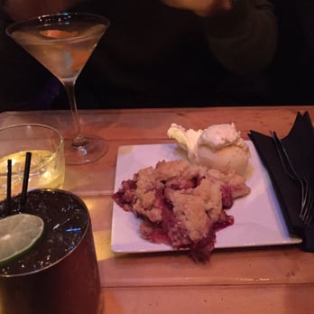 Pie Bar - Desserted Island pie with ice cream! And two very strong but delicious alcoholic beverages - Cocktail Bars Near Me - Seattle, Washington Pie Bar - Desserted Island pie with ice cream! And two very strong but delicious alcoholic beverages - Cocktail Bars Near Me - Seattle, Washington