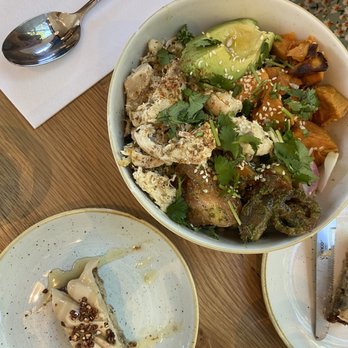 Two Hands - Chicken Bowl - Cocktail Bars Near Me - Austin, Texas Two Hands - Chicken Bowl - Cocktail Bars Near Me - Austin, Texas