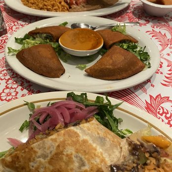 Mama Coco - Veg Chile Relleno Plate, Mama Coco Empanadas, Veg Burrito - Mexican Near Me - Menlo Park, California Mama Coco - Veg Chile Relleno Plate, Mama Coco Empanadas, Veg Burrito - Mexican Near Me - Menlo Park, California