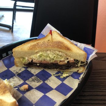 buldogies - BLT *YUM* - Hot Dogs Near Me - Conroe, Texas