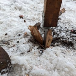 Jensen MM Homes - This is one of the main supports for the rear deck and roof.  Jensen failed to ensure the actual footing here got poured.  Here's the result