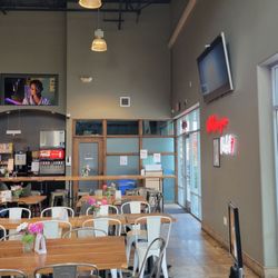 Pocket Deli - Indoor seating