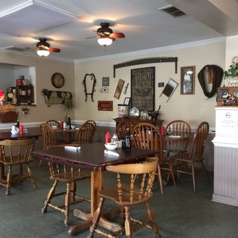 Pine Grove Restaurant - Breakfast & Brunch Near Me - Bluemont, Virginia Pine Grove Restaurant - Breakfast & Brunch Near Me - Bluemont, Virginia